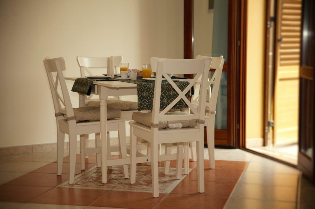 Bnb Donnalaura Carini Εξωτερικό φωτογραφία