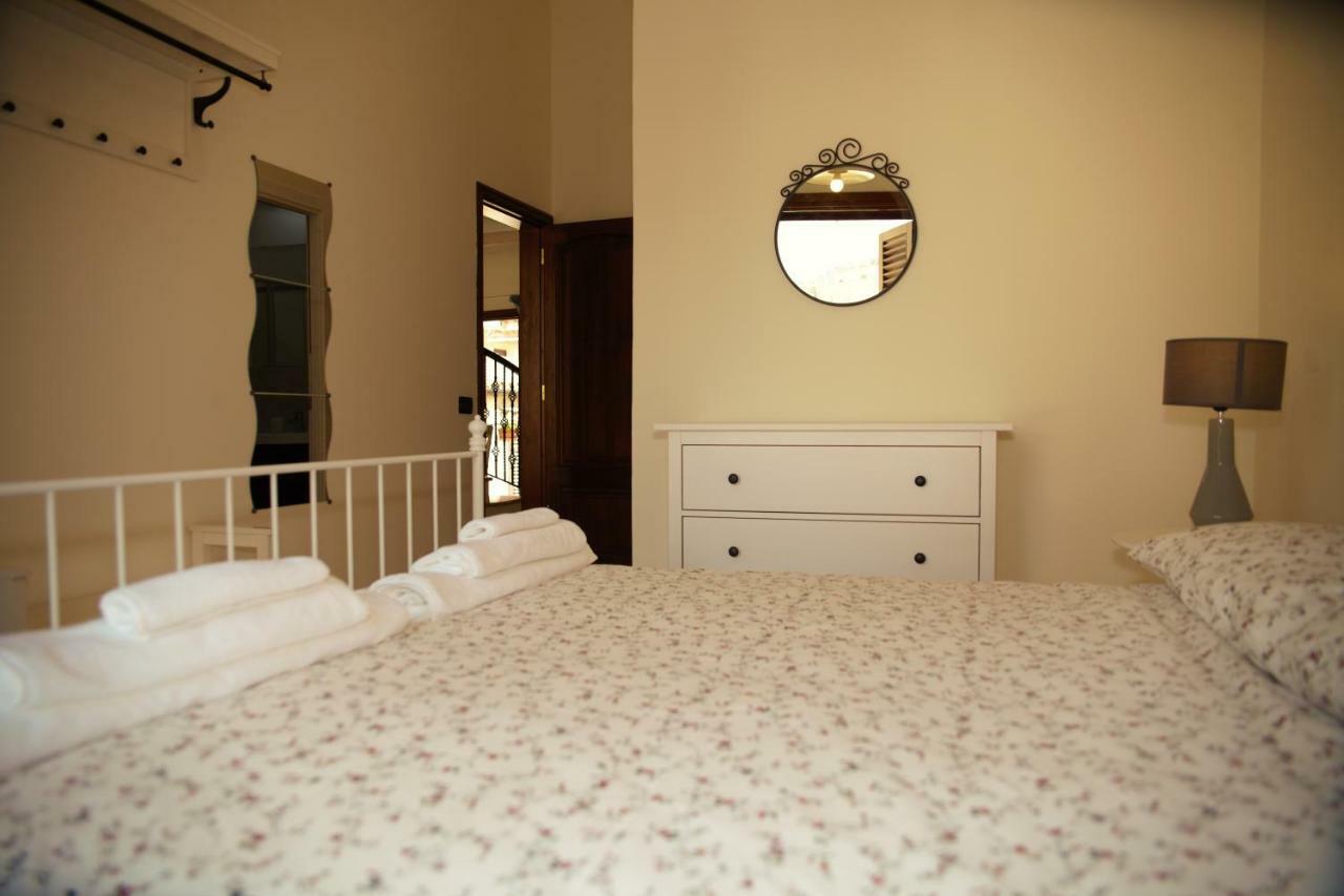 Bnb Donnalaura Carini Εξωτερικό φωτογραφία