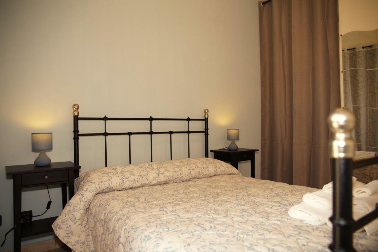 Bnb Donnalaura Carini Εξωτερικό φωτογραφία