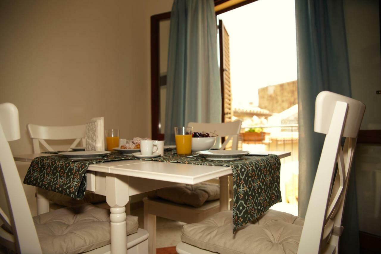 Bnb Donnalaura Carini Εξωτερικό φωτογραφία