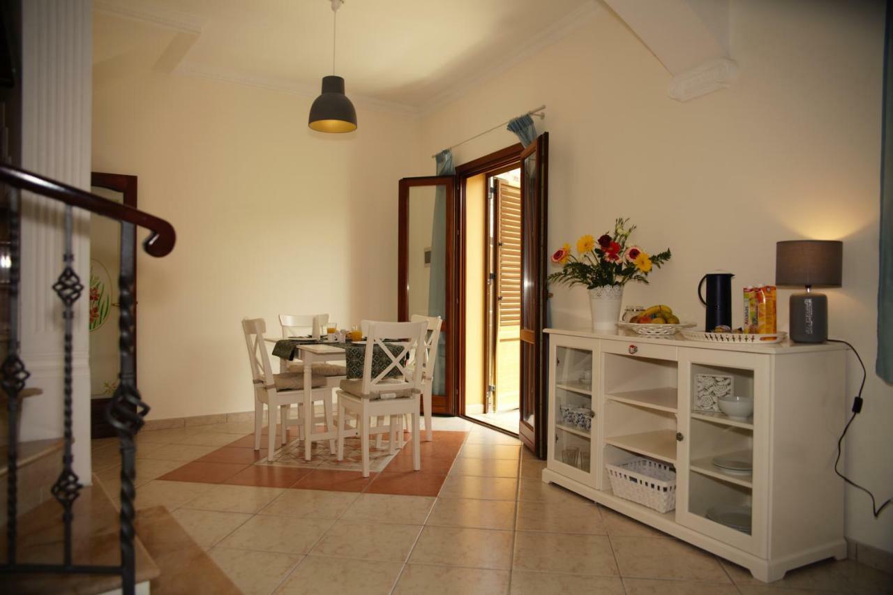 Bnb Donnalaura Carini Εξωτερικό φωτογραφία